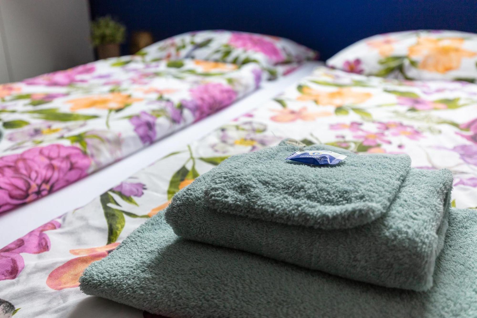 De Oude Smidse Hotel Westernieland Екстериор снимка